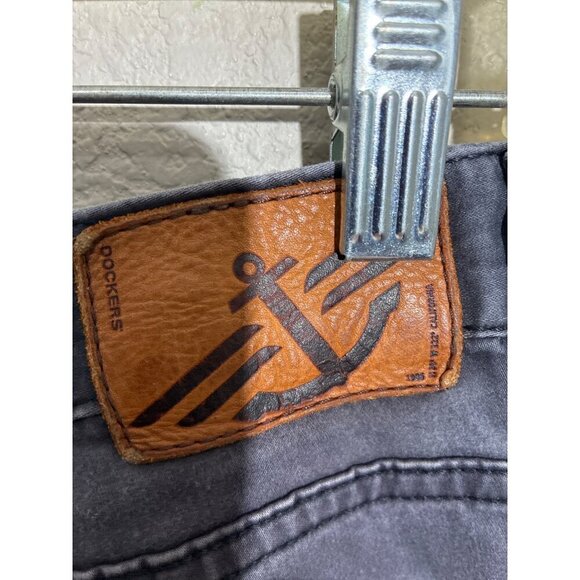 Dockers Mens Classic Fit Gray Pants 31x30 Cotton Blend Straight Leg Casual Wear - Picture 7 of 11